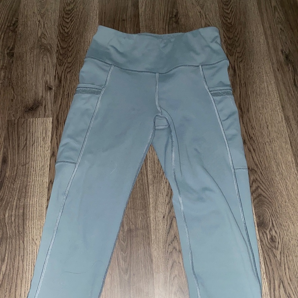 Greenish leggings